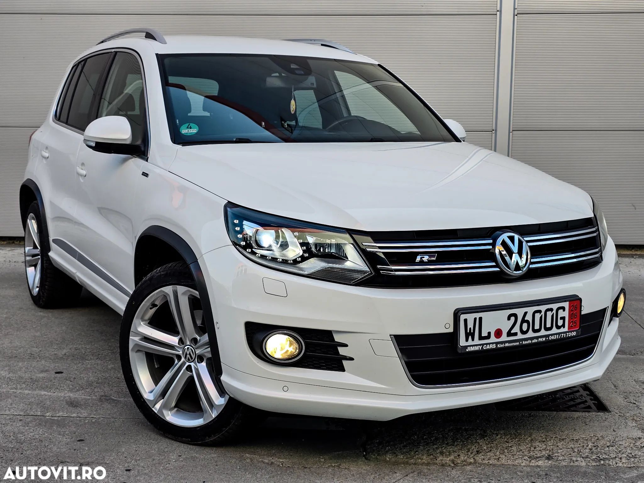 Volkswagen Tiguan 2.0 TDI SCR 4MOTION BlueMotion Technology Lounge Sport & Style - 1