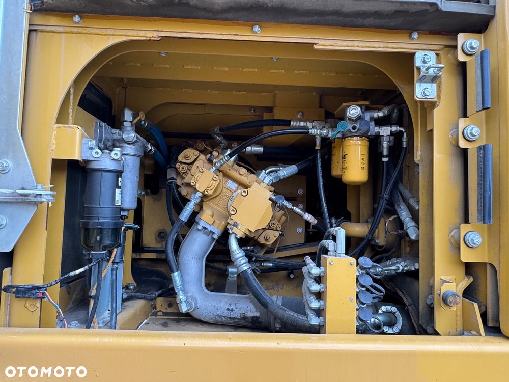 Caterpillar 326FL  , 323 , 324 - 10