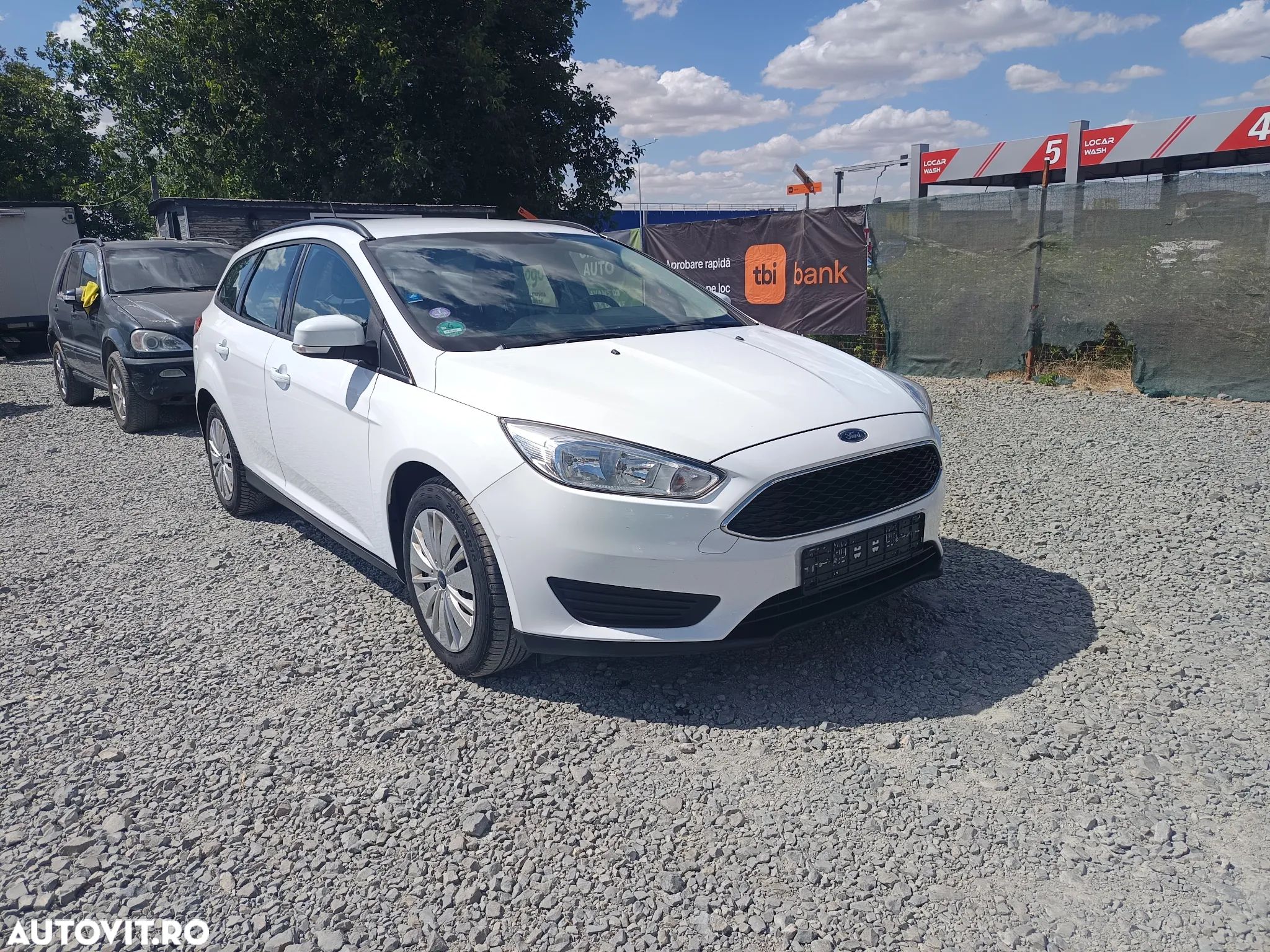 Ford Focus Turnier 1.0 EcoBoost Start-Stopp-System ACTIVE - 1