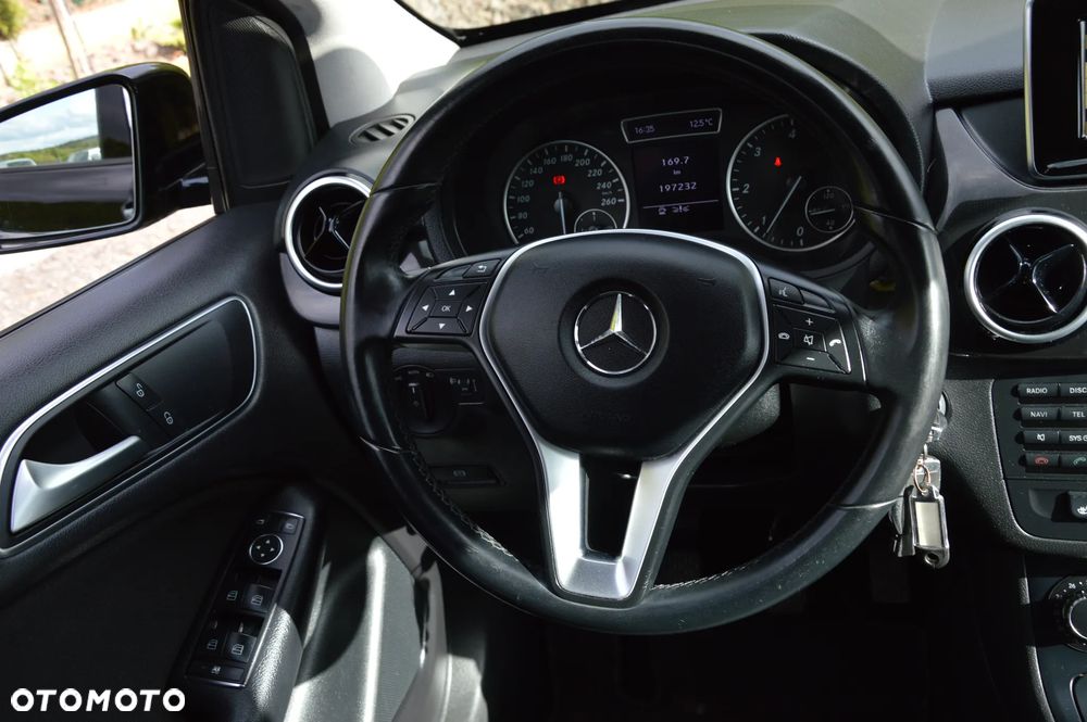 Mercedes-Benz Klasa B 180 CDI (BlueEFFICIENCY) - 25