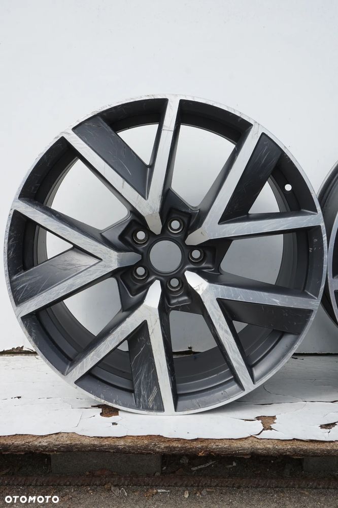 VW Volkswagen 5x112 20 9J et33 760601025R FV - 3