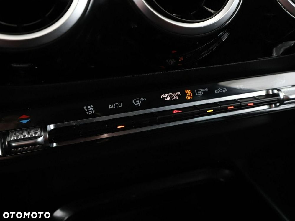 Mercedes-Benz Klasa B 220 d 8G-DCT Progressive - 29