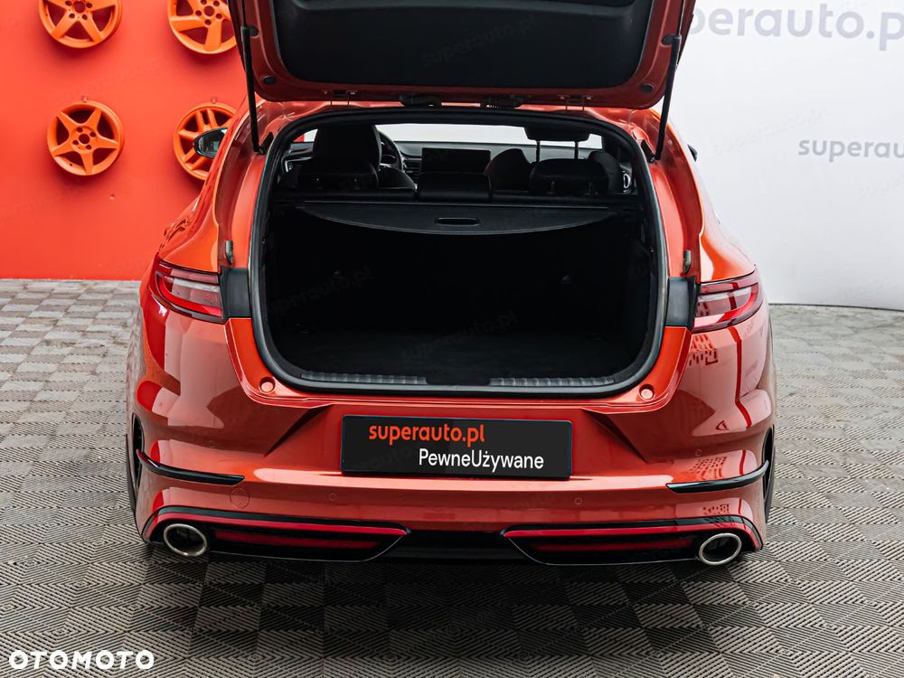 Kia ProCeed 1.6 T-GDI GT DCT - 28