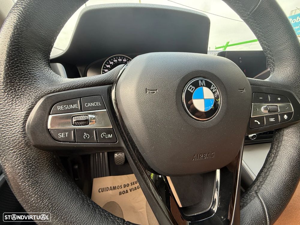 BMW 318 d Touring Advantage - 26