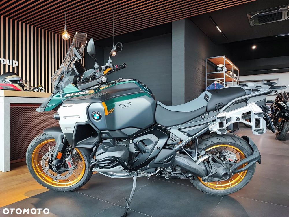 BMW R - 1