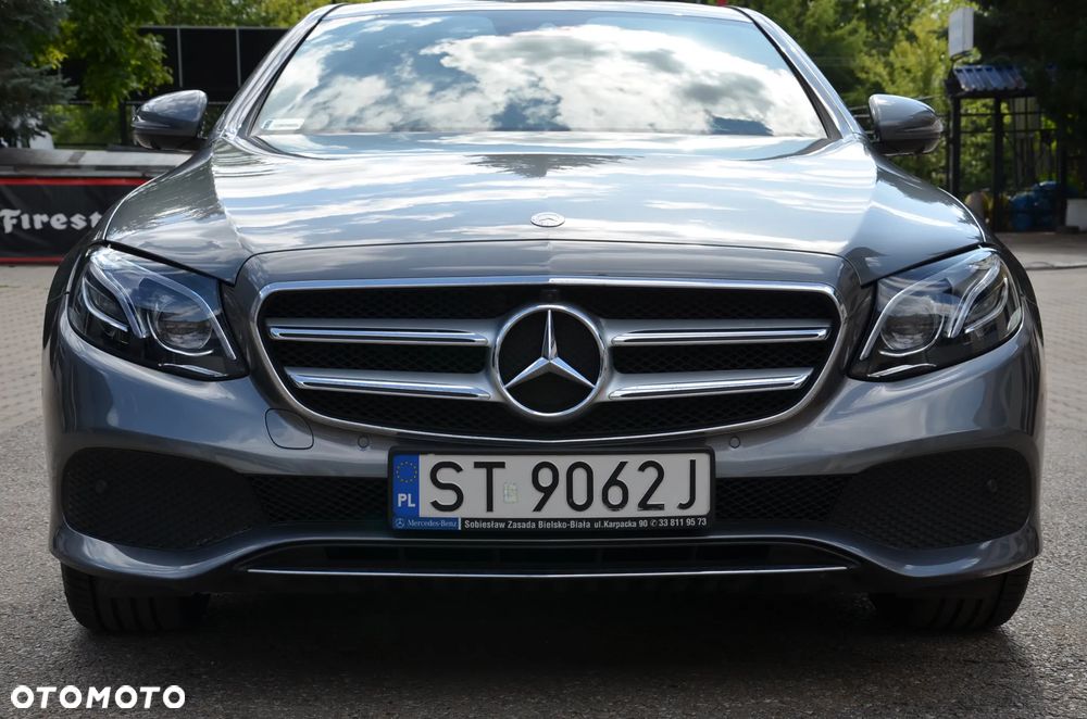 Mercedes-Benz Klasa E 220 d 9G-TRONIC - 35
