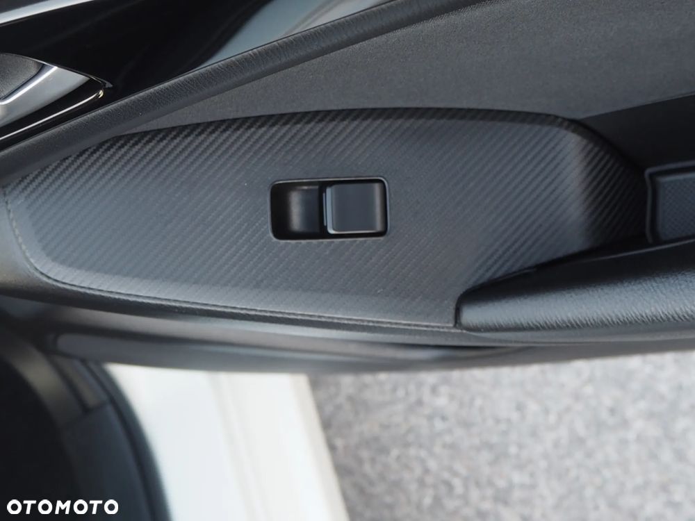 Mazda 3 SKYACTIV-G 120 Exclusive-Line - 9