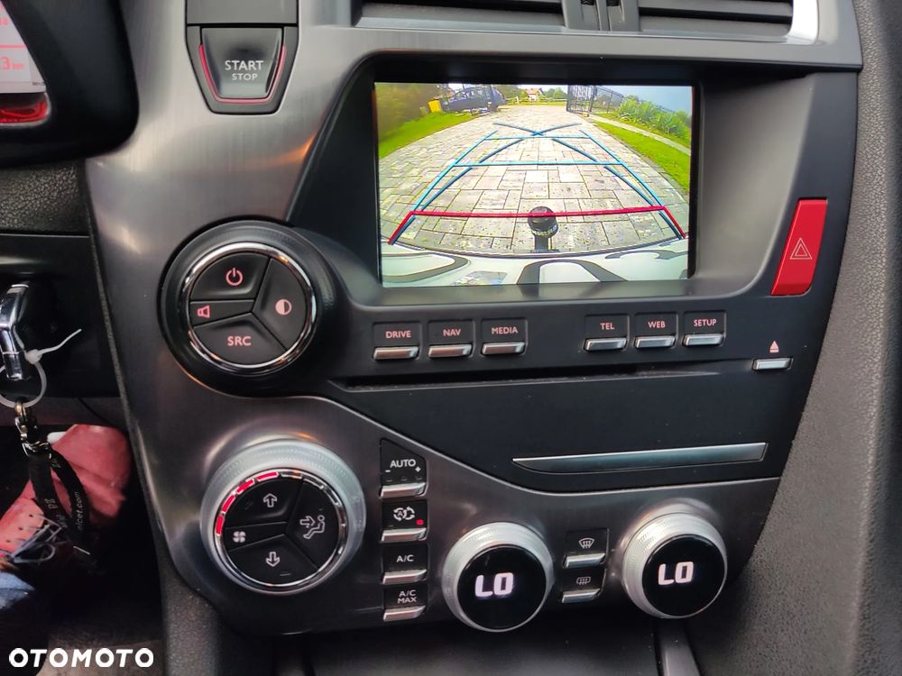 Citroën DS5 1.6 THP Chic S&S EAT6 - 28