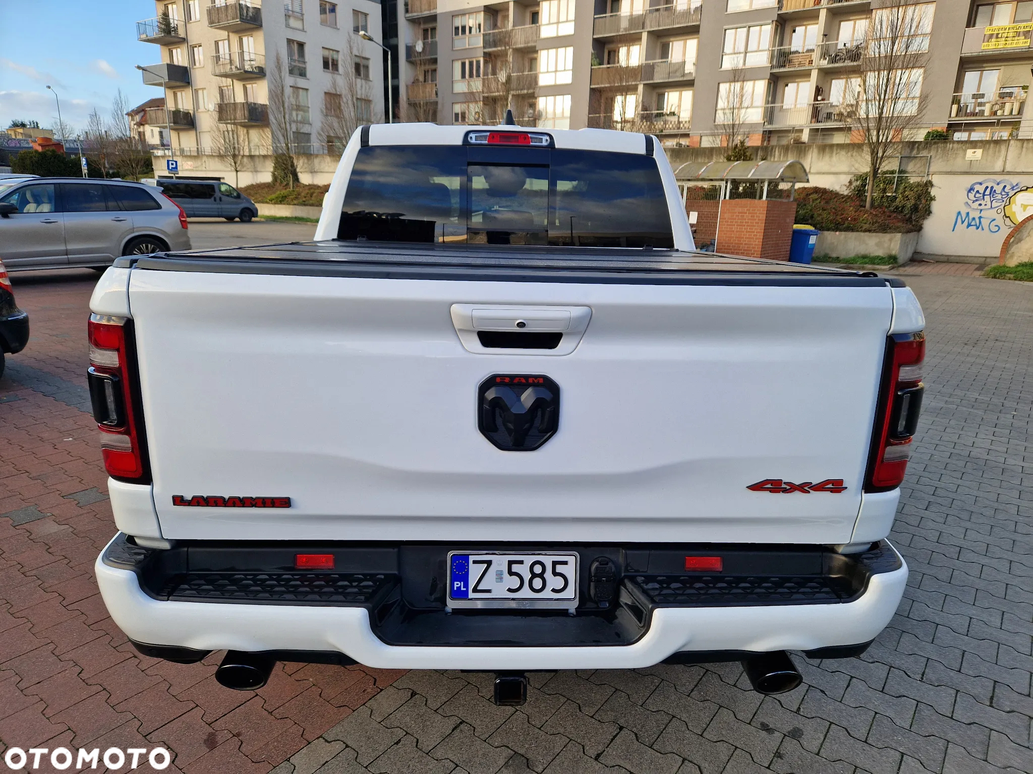 Dodge RAM 1500 5.7 4x4 - 4
