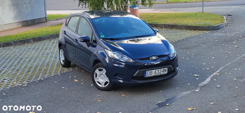 Ford Fiesta 2009 photo 2