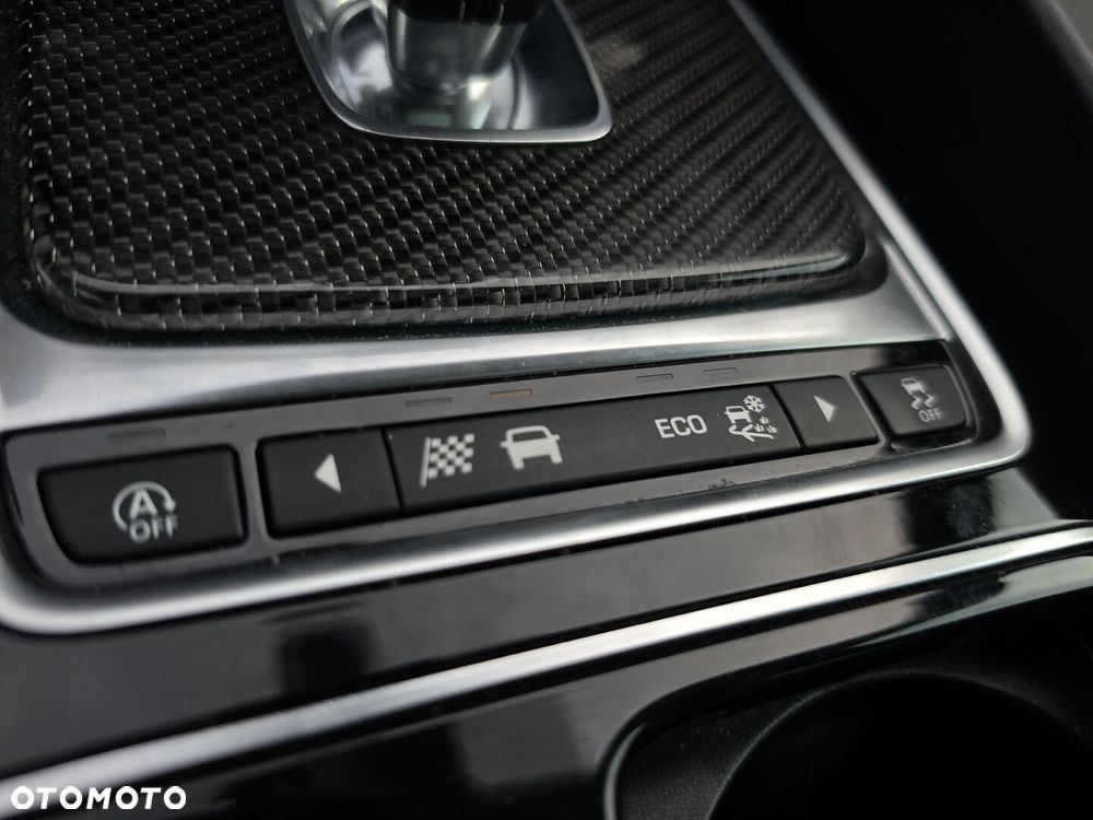 Jaguar F-Pace 5.0 V8 S/C AWD SVR - 29