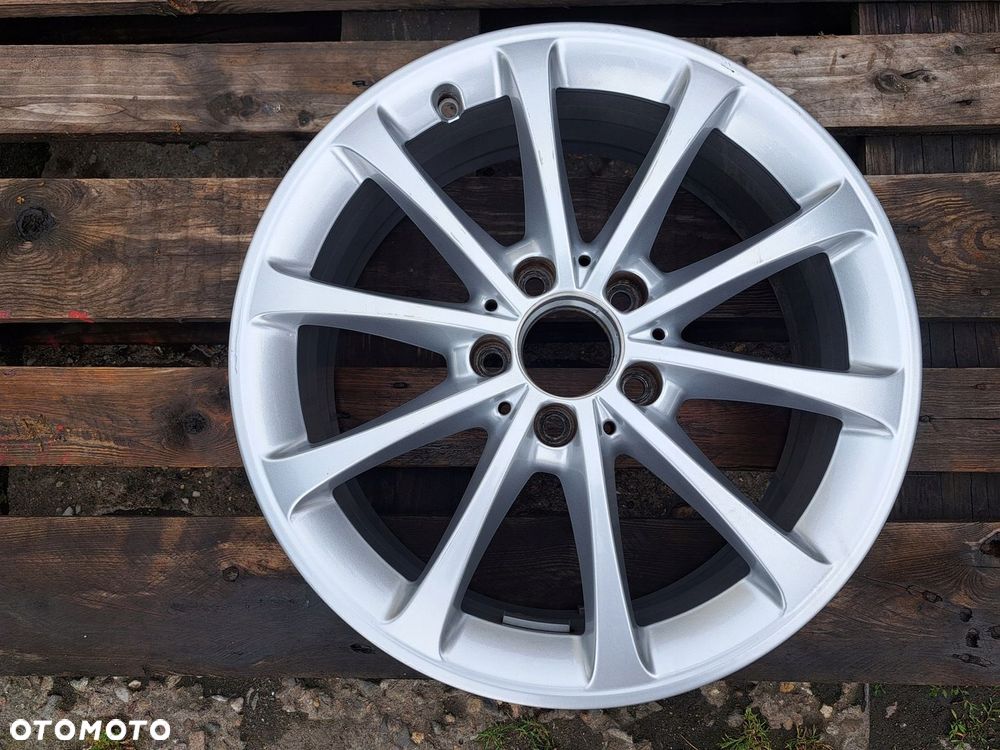 Oryg. Mercedes A-Klasa CLA 177 A177 A1774010300 6.5j 17 et44 5515 - 1