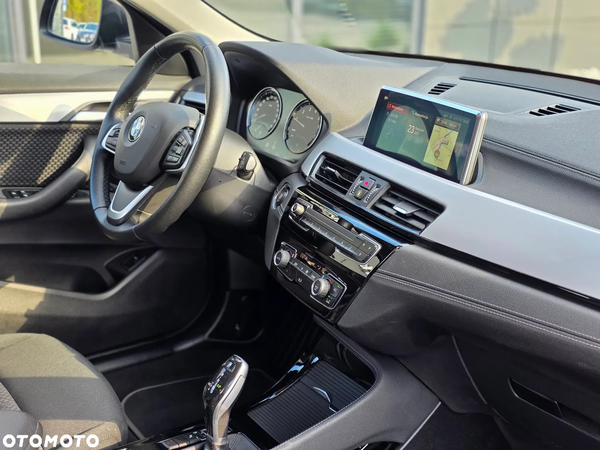 BMW X2 sDrive18i GPF Business Edition - 31