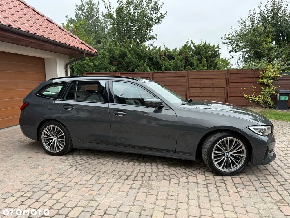 BMW Seria 3 - 24