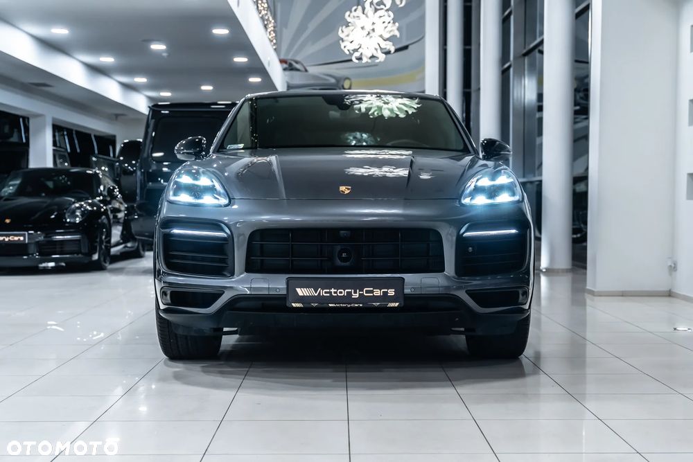Porsche Cayenne - 5