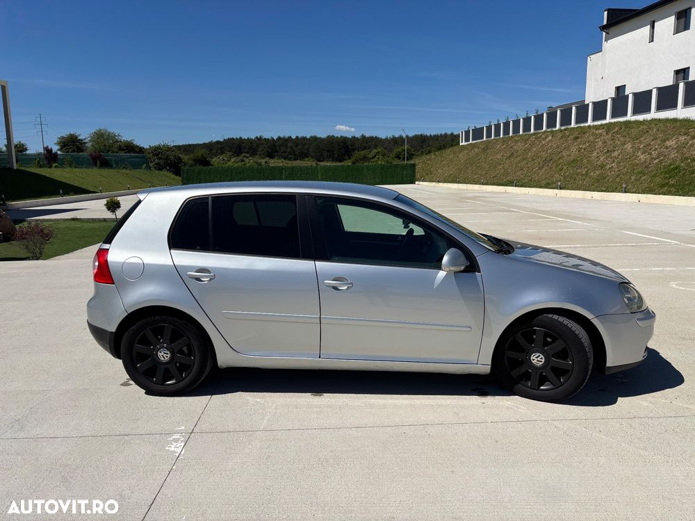 Volkswagen Golf - 4