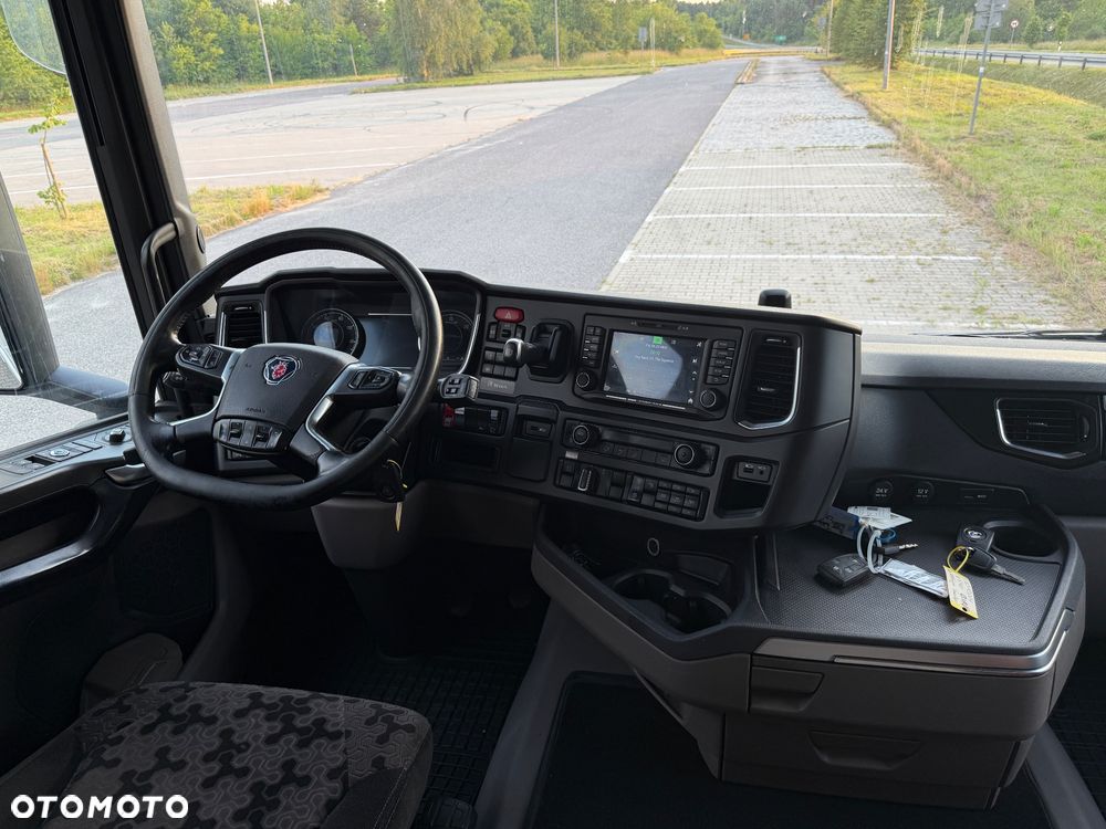 Scania R540 full ADR z Niemiec Ledy nawigacja pełna historia kontrakt Scania - 35