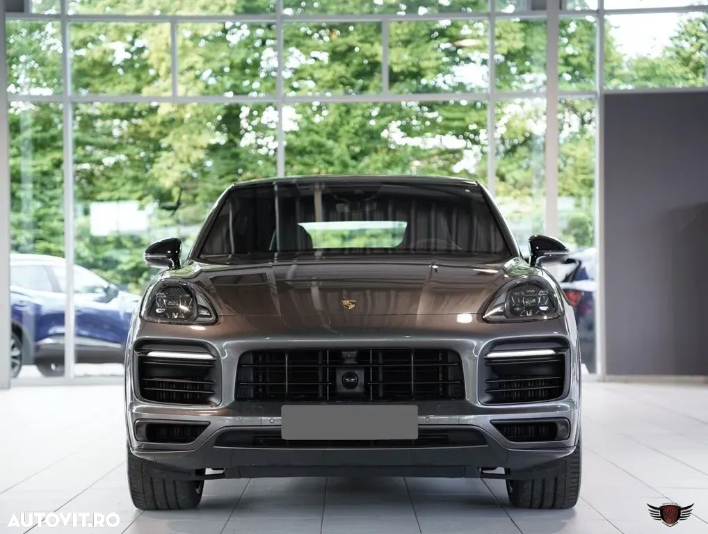 Porsche Cayenne Coupe GTS Tiptronic S - 10