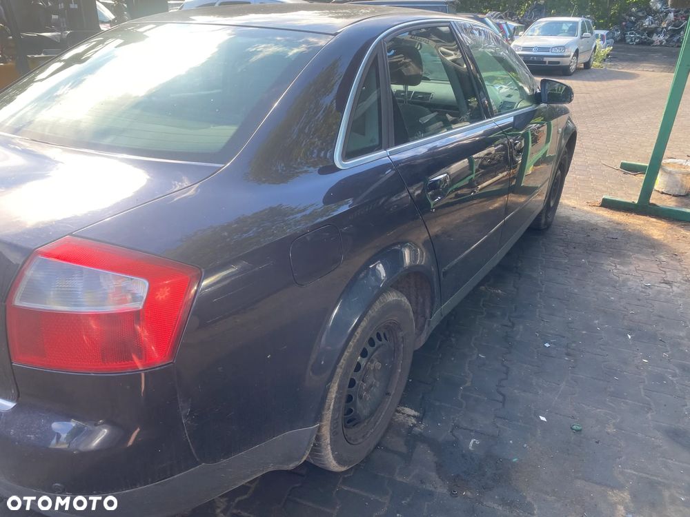 Audi A4 B6 na części - 4
