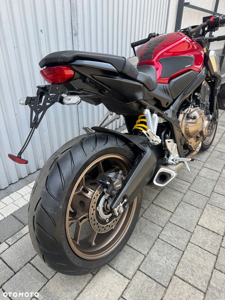 Honda CB - 8