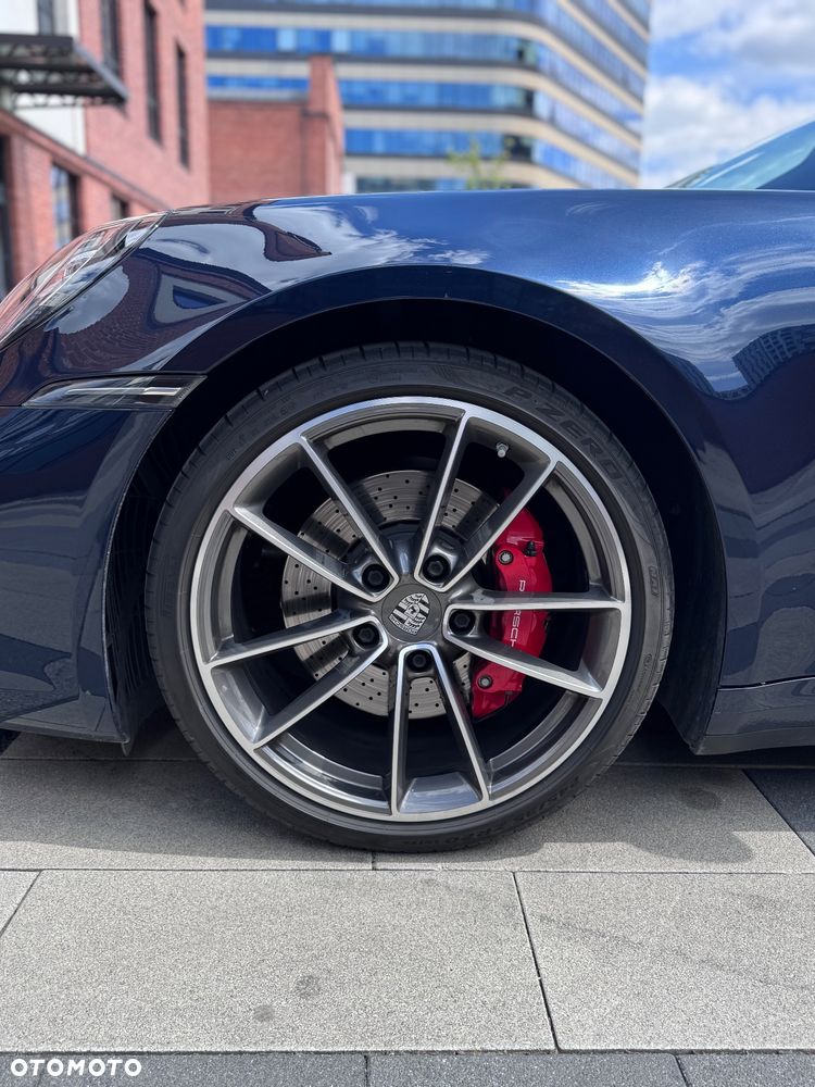 Porsche 911 Carrera 4S Cabrio - 19