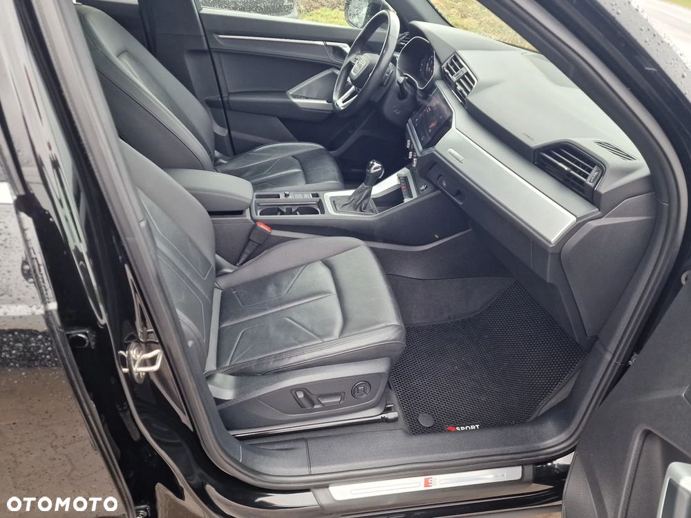 Audi Q3 45 TFSI Quattro S tronic S line - 28
