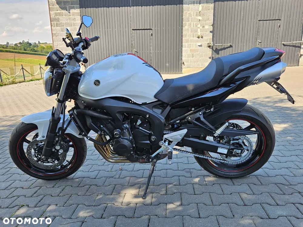 Yamaha FZ6 - 3
