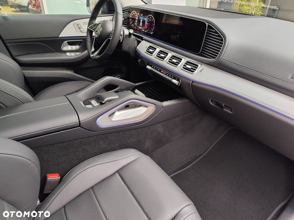 Mercedes-Benz GLE - 15