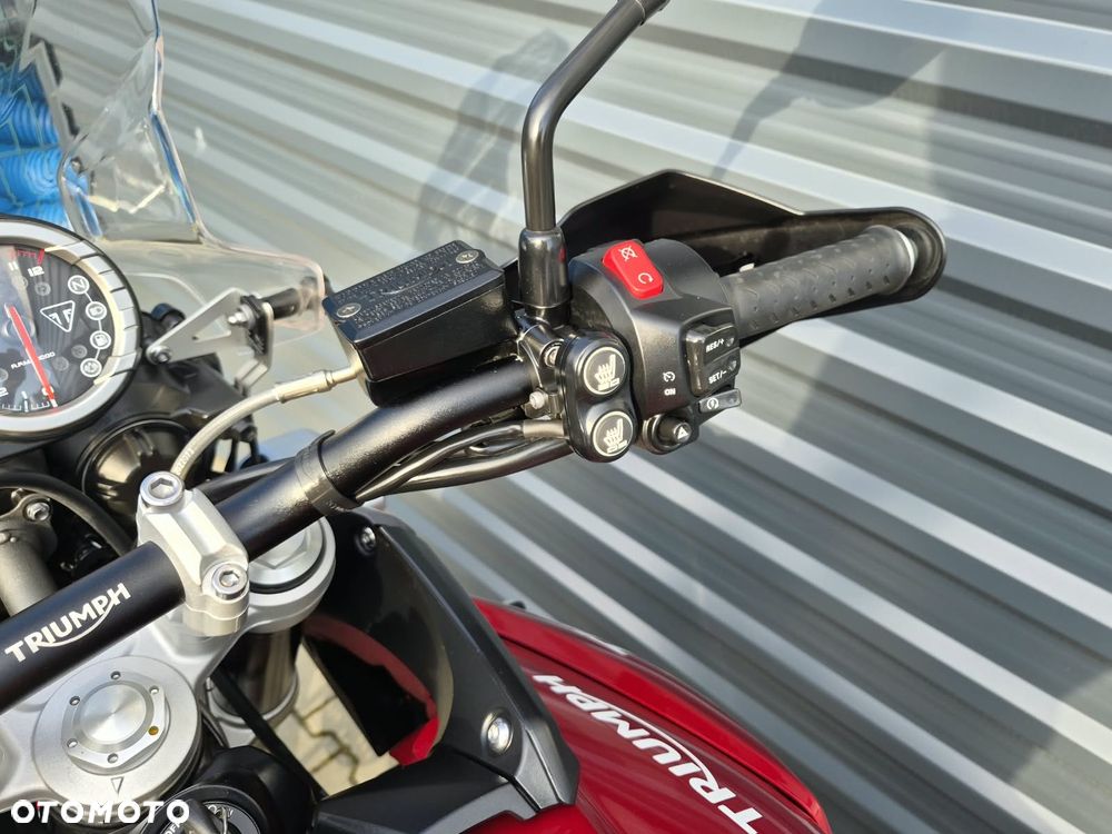 Triumph Tiger - 11