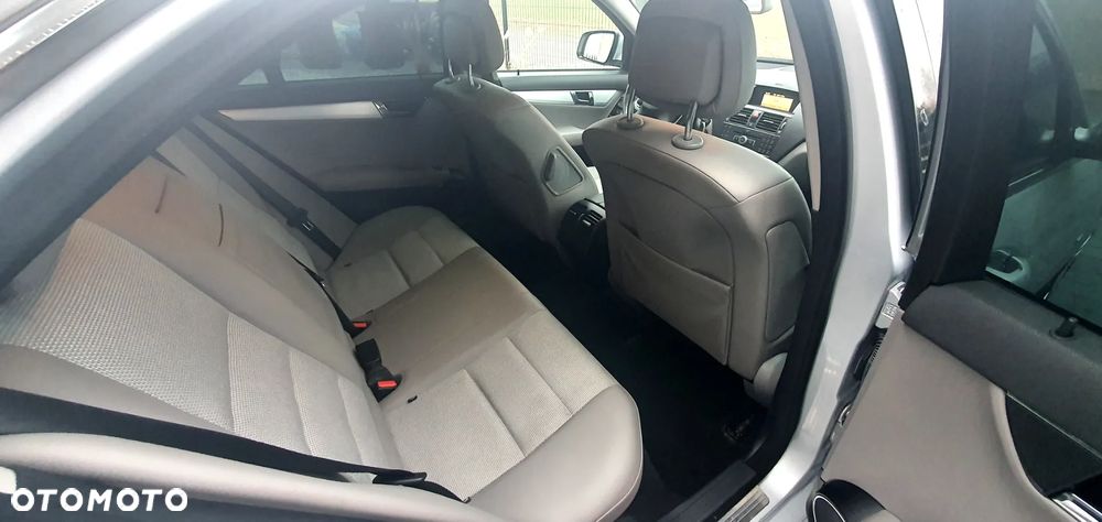 Mercedes-Benz Klasa C - 7