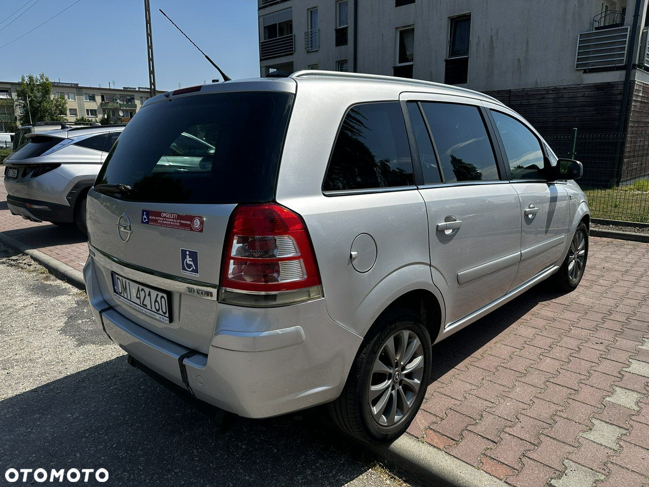 Opel Zafira 1.9 CDTI First Edition - 2