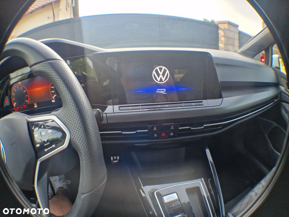 Volkswagen Golf 1.5 eTSI OPF DSG R-Line - 6
