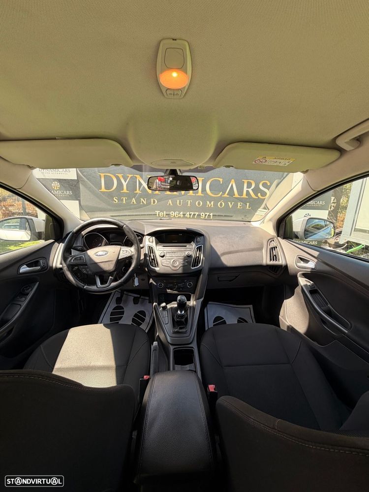 Ford Focus SW 1.6 TDCi Titanium - 12