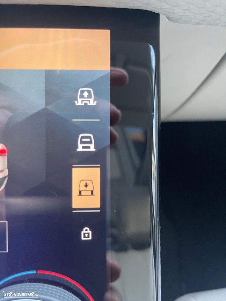 Land Rover Range Rover Velar 3.0 D300 AWD - 25