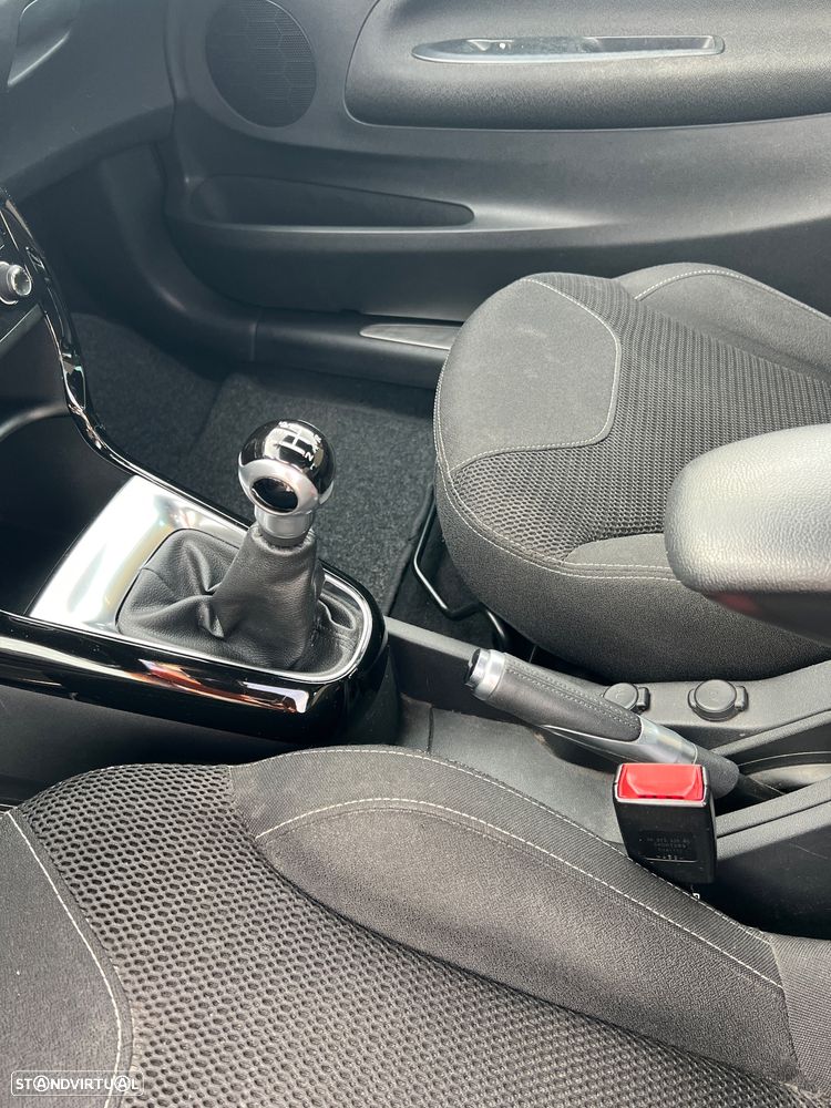 Citroën DS3 1.6 e-HDi So Chic - 12