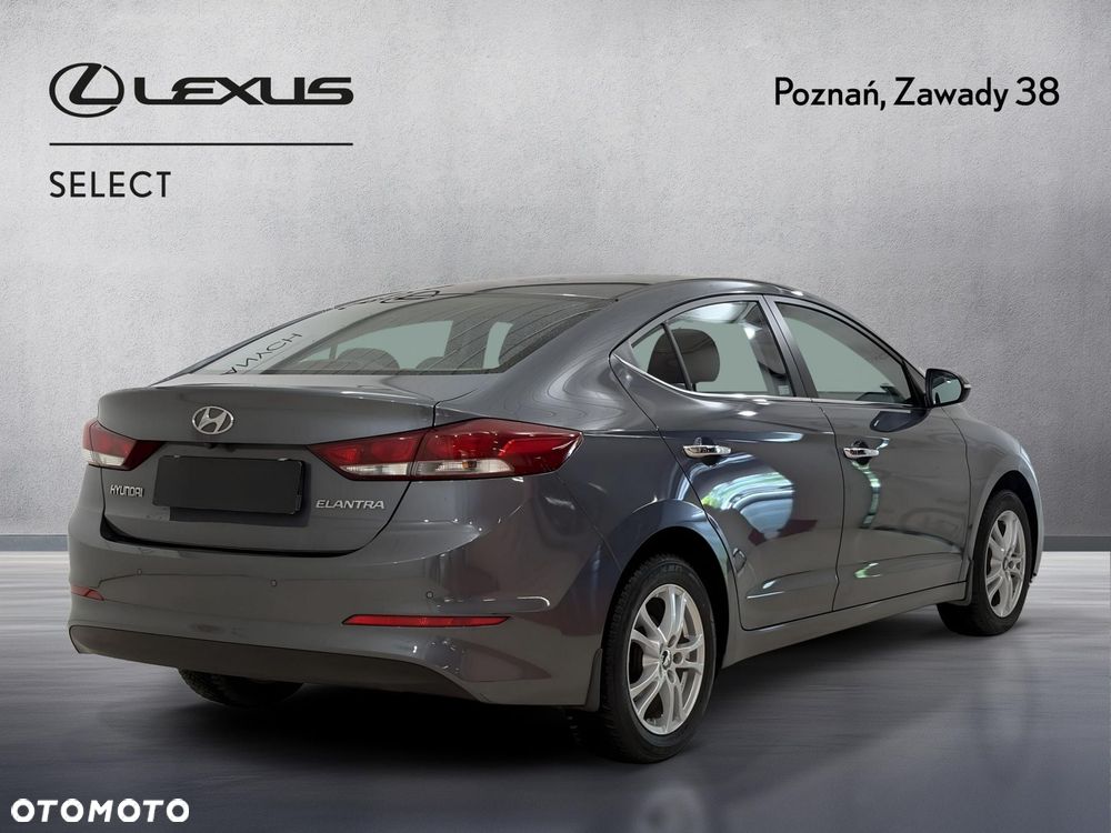 Hyundai Elantra 1.6 Comfort - 2