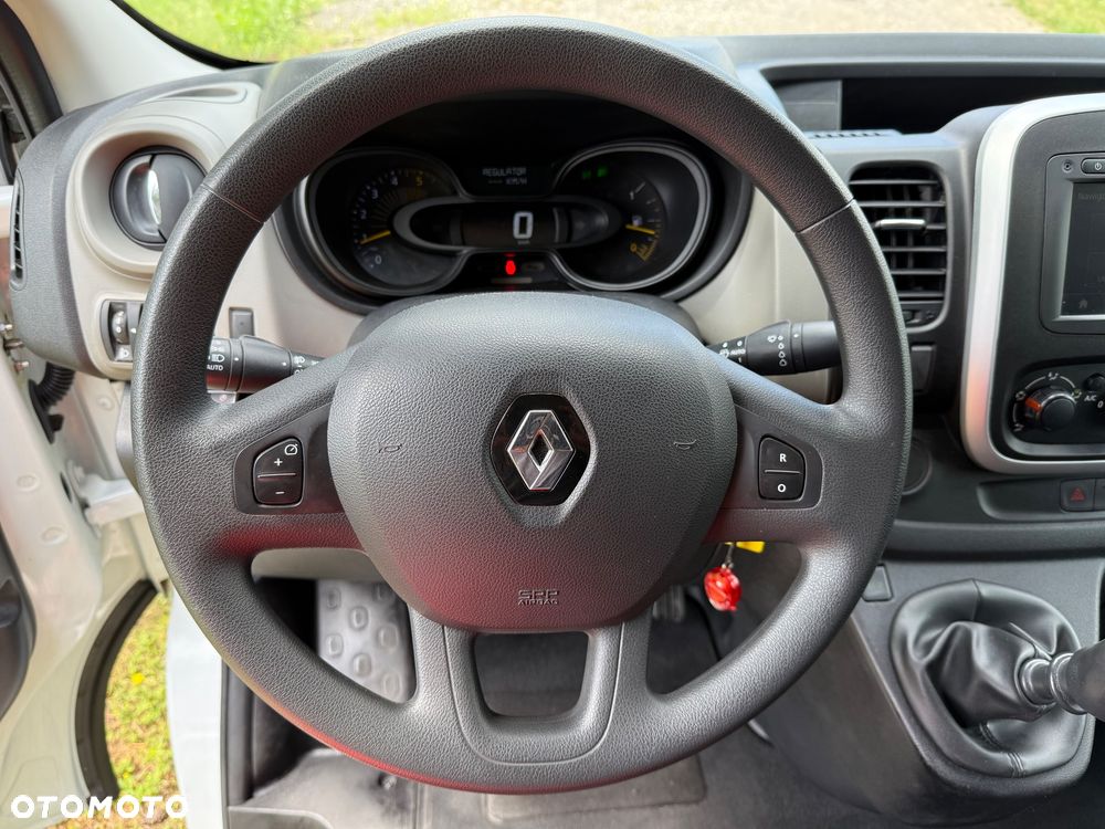 Renault Trafic - 17
