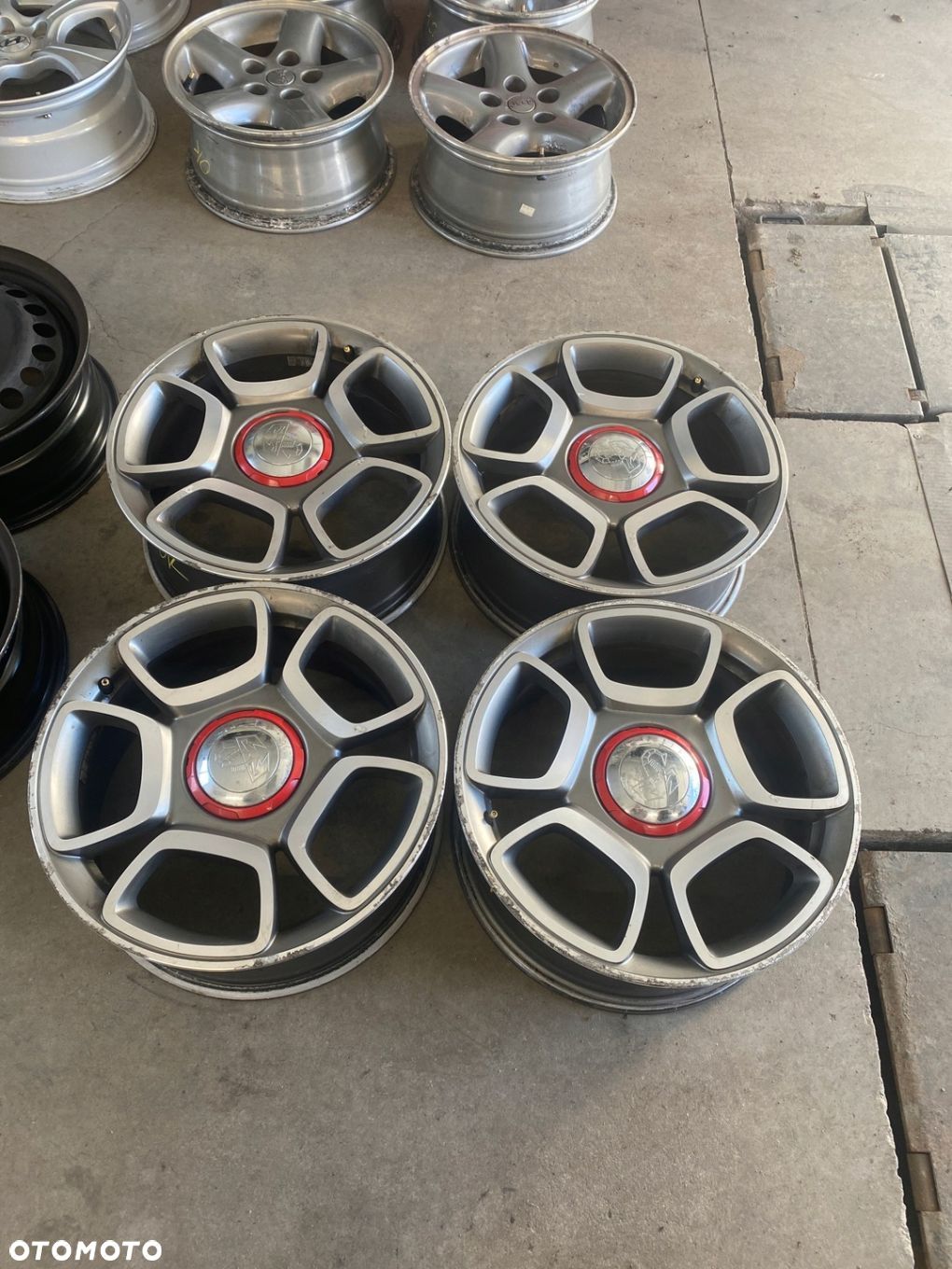 Felgi Aluminiowe Fiat 500 abarth 4x98 7jx17 et38 - 1