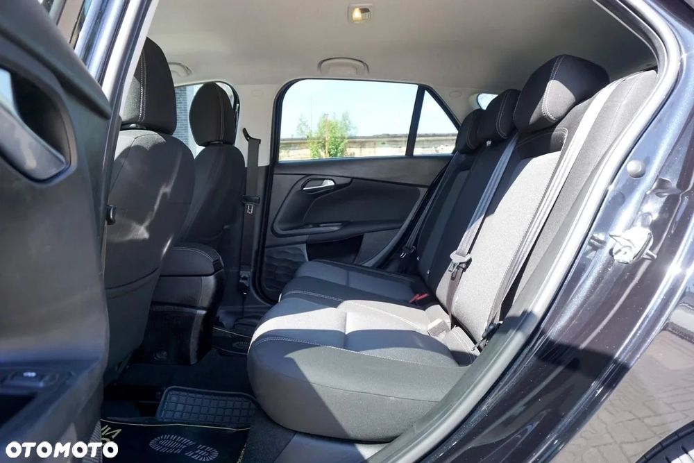 Fiat Tipo 1.4 16v Lounge EU6d - 36