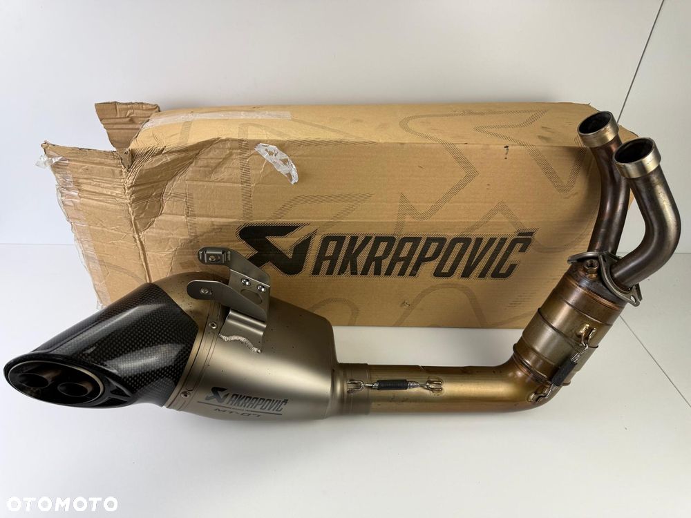 Kompletny tłumik Akrapovič Yamaha MT-07 2021+ - 1