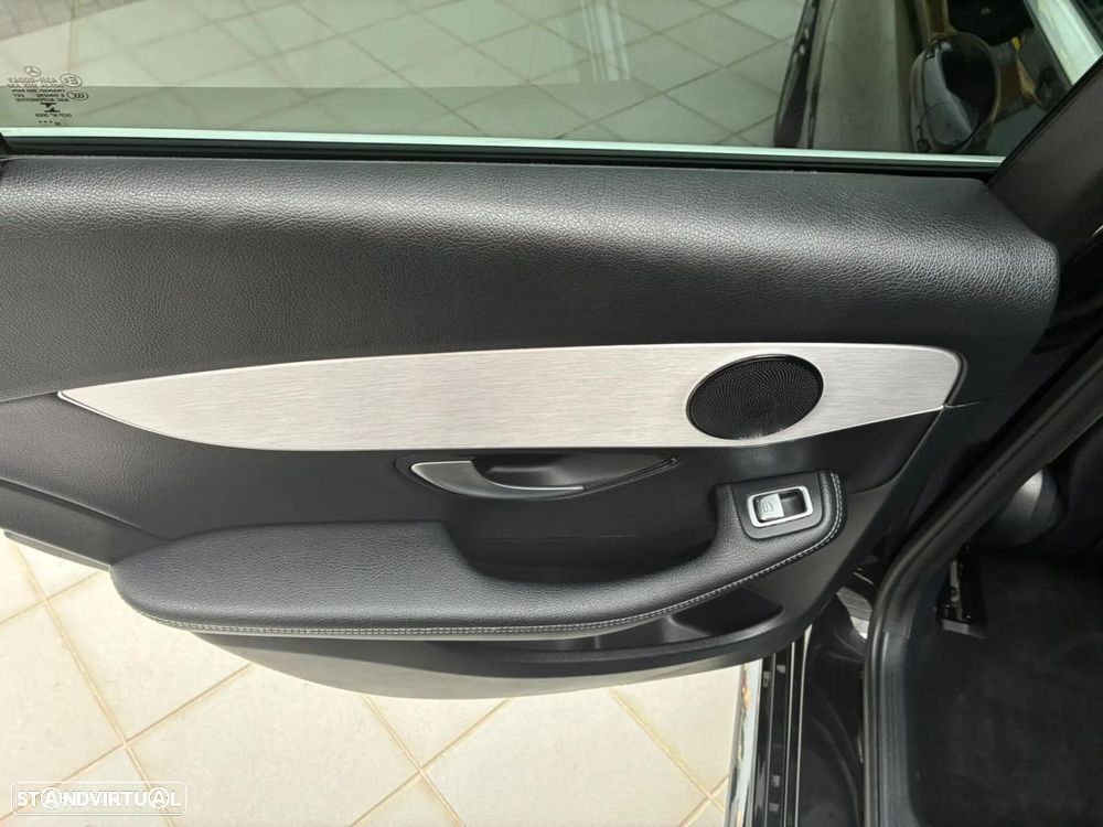 Mercedes-Benz C 300 - 28