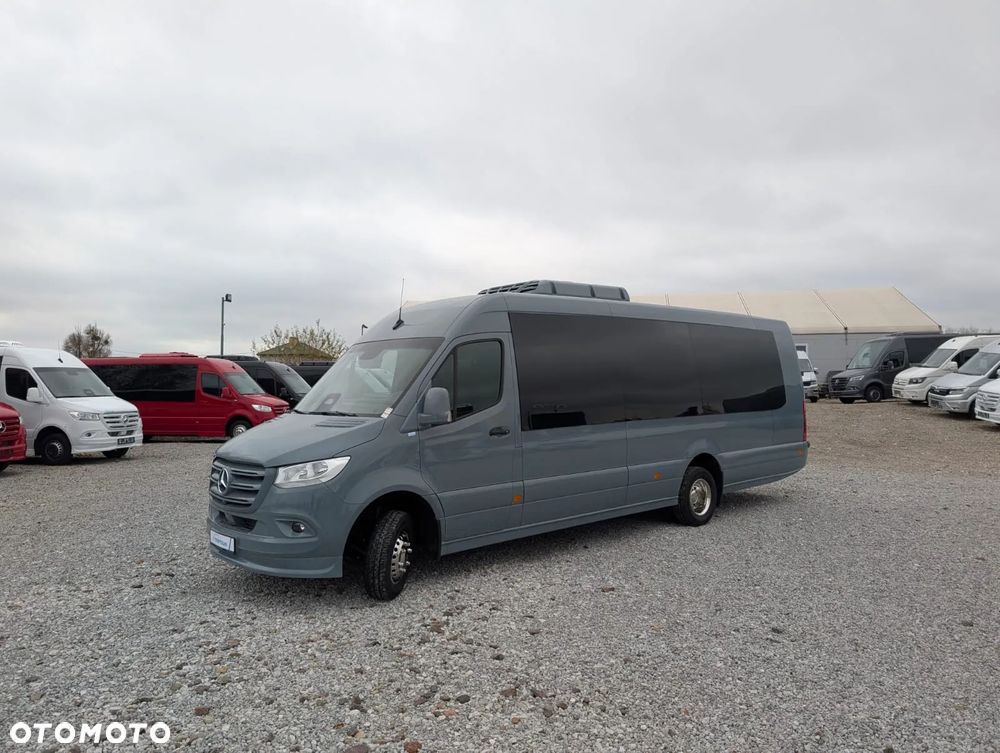 Mercedes-Benz Sprinter 519 - 11