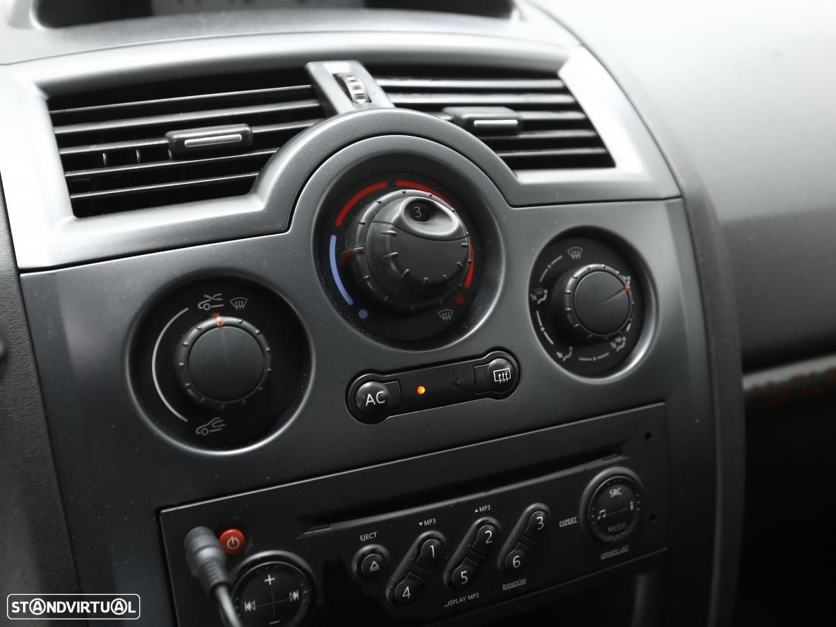 Renault Mégane - 16