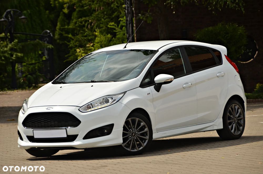 Ford Fiesta 1.5 TDCi ST&St Titanium - 12