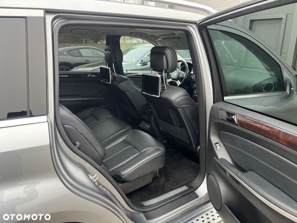 Mercedes-Benz GL 500 4Matic (BlueEFFICIENCY) 7G-TRONIC - 12