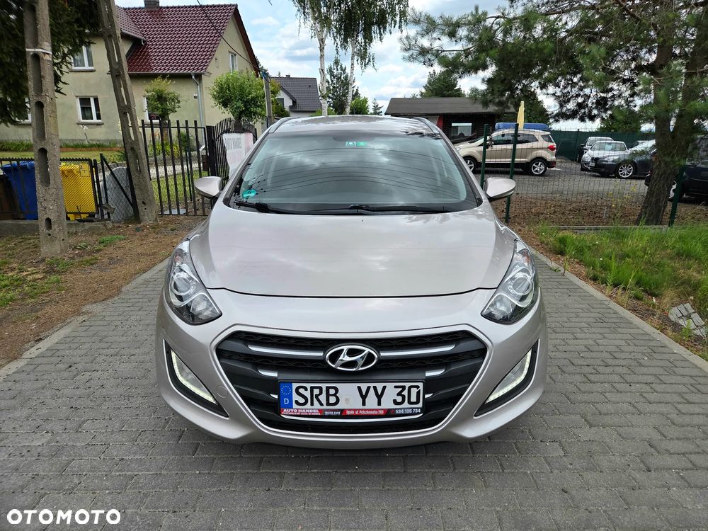 Hyundai i30 1.6 GDI DCT Premium - 3
