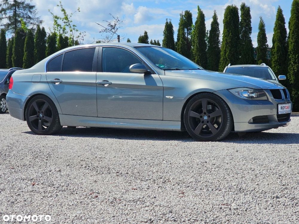 BMW Seria 3 330i - 20