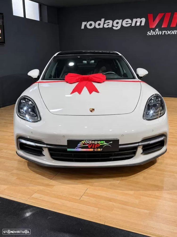 Porsche Panamera 4 E-Hybrid