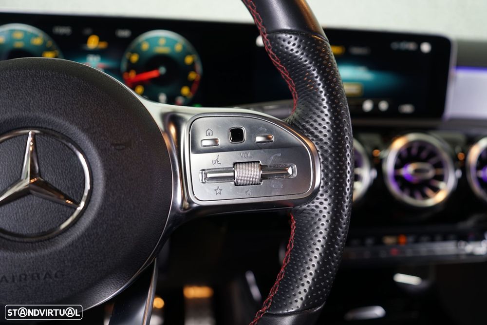 Mercedes-Benz A 180 7G-DCT AMG Line - 23