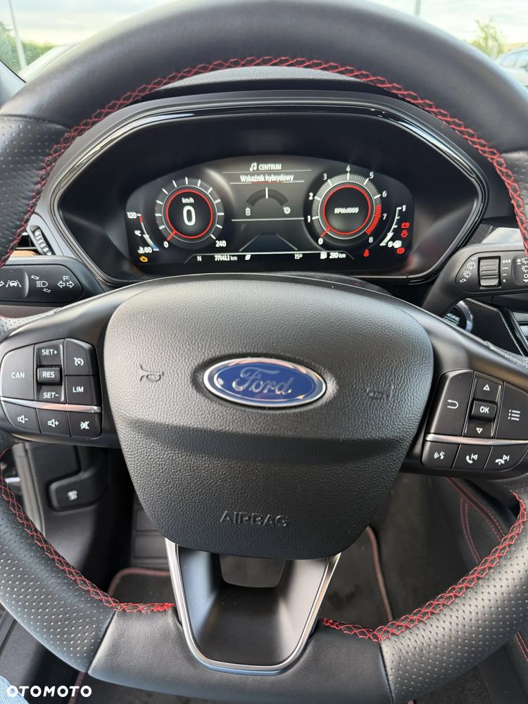 Ford Focus 1.0 EcoBoost mHEV ST-Line - 12